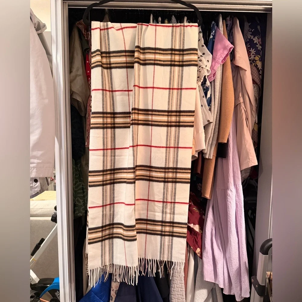 V. FRAAS Cream and Brown Plaid Scarf